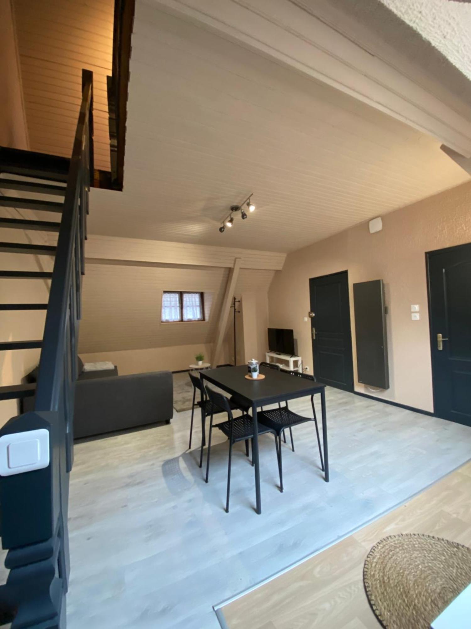 Le Duplex Apartment *